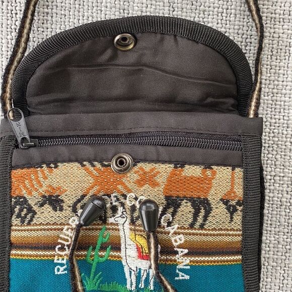 ‎Recuerdo de Copacabana, Bolivia Crossbody Bag - Picture 3 of 11